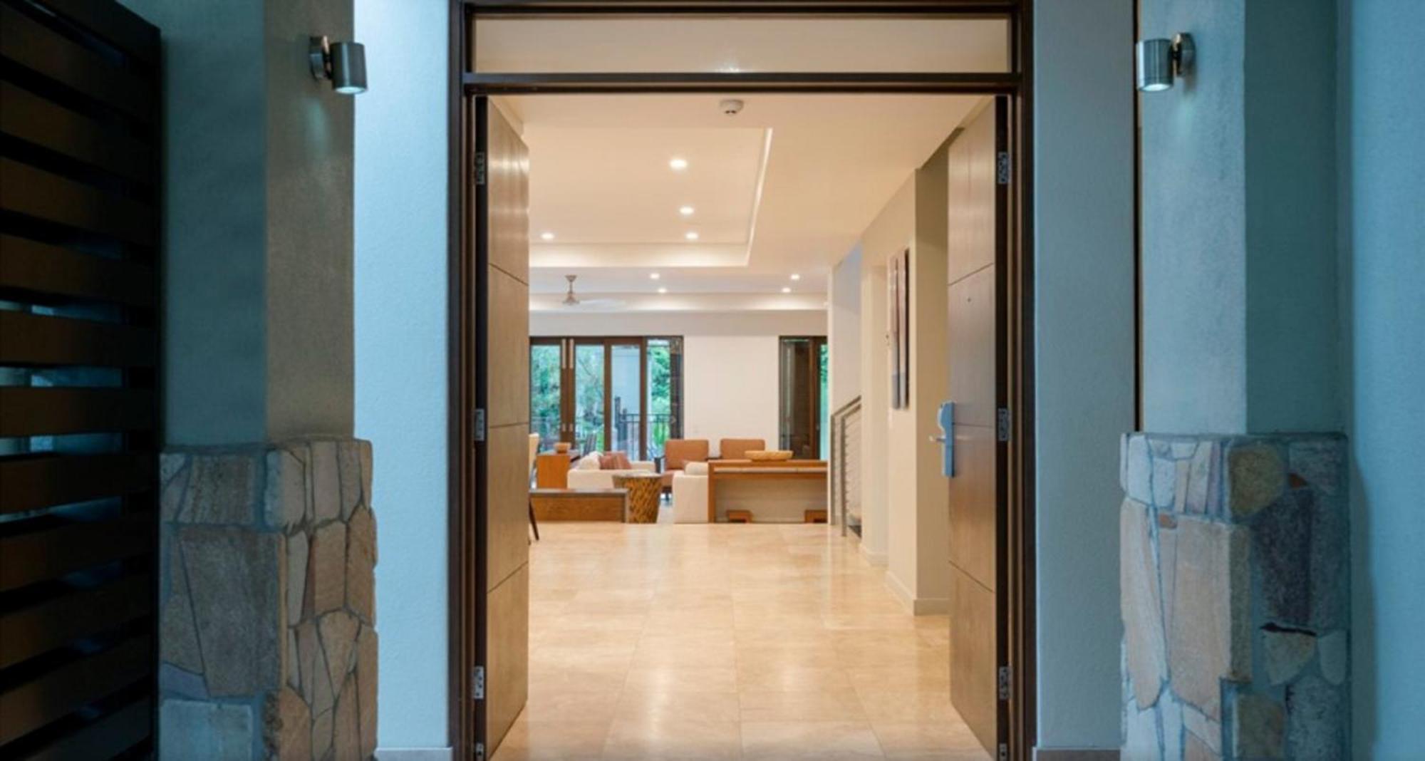 Luxury Apartments At Temple Resort And Spa Port Douglas Room photo