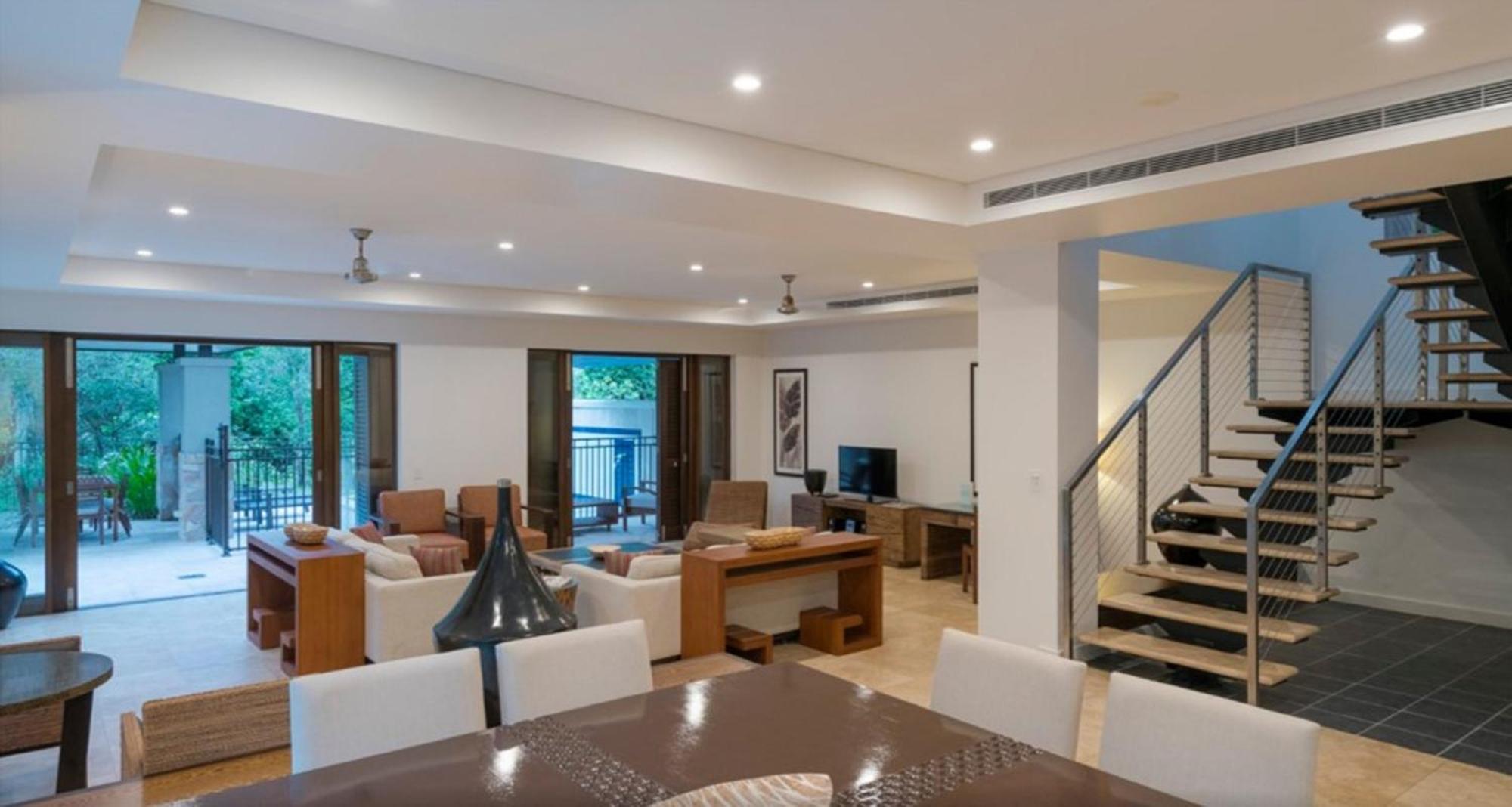 Luxury Apartments At Temple Resort And Spa Port Douglas Room photo